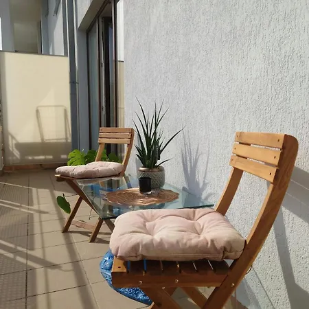 Helle In Kolberg Mit Grossem Balkon * Radzikowo